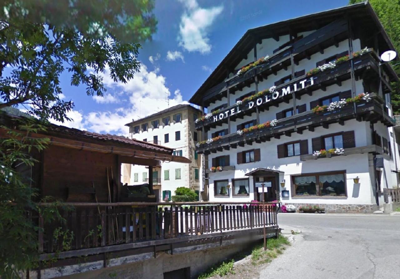 Hotel Tea Dolomiti - Lago Di Alleghe - Monte Civetta ภายนอก รูปภาพ