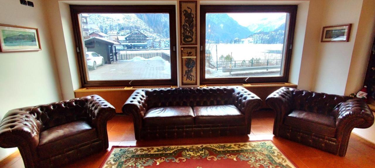 Hotel Tea Dolomiti - Lago Di Alleghe - Monte Civetta ภายนอก รูปภาพ