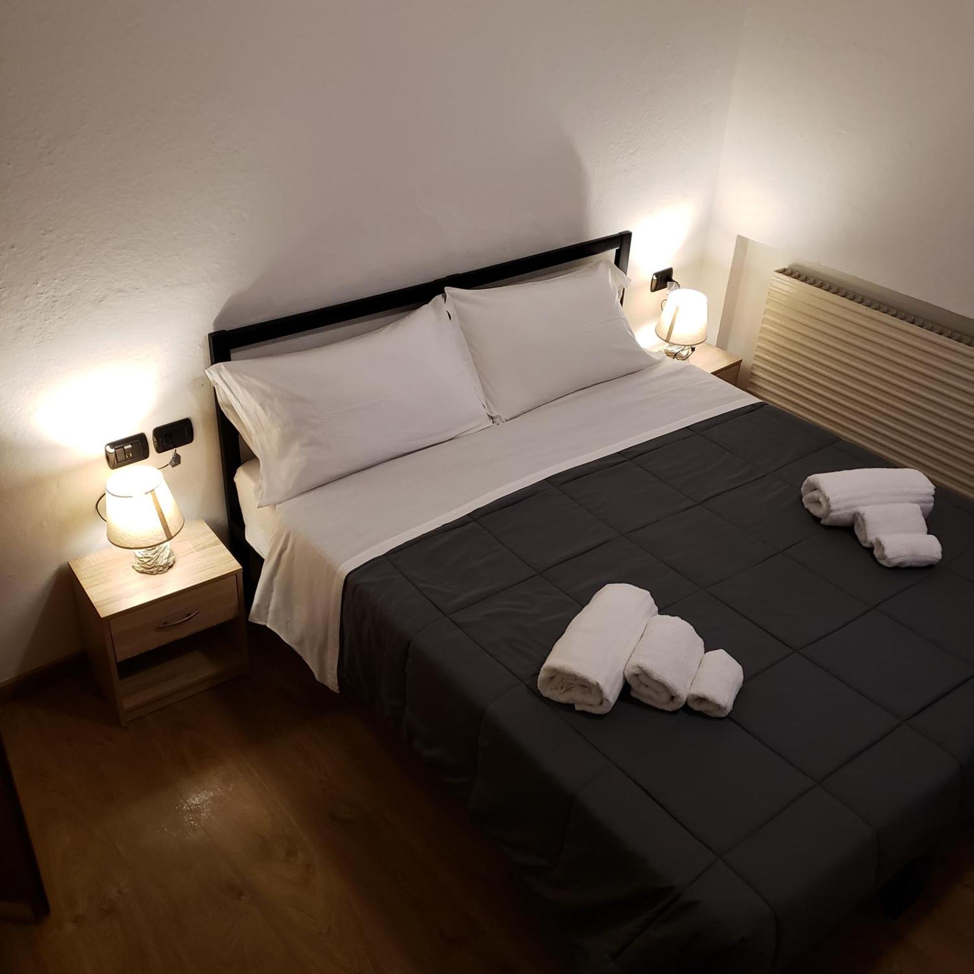 Hotel Tea Dolomiti - Lago Di Alleghe - Monte Civetta ภายนอก รูปภาพ